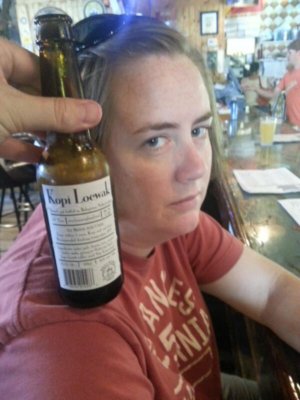 ArmyHeel's tweet image. @chellerydsm drinking Civet Cat shit beer... Kopi Loewak...#notimpressed #afterdrinking