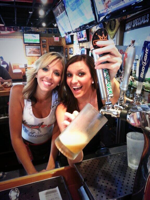 HootersMadison's tweet photo. Come visit Rachel and Chelsea tonight at East Madison Hooter's! #HootersGirls #Wings #Beer #MadisonWisconsin http://t.co/7st0UKFfms