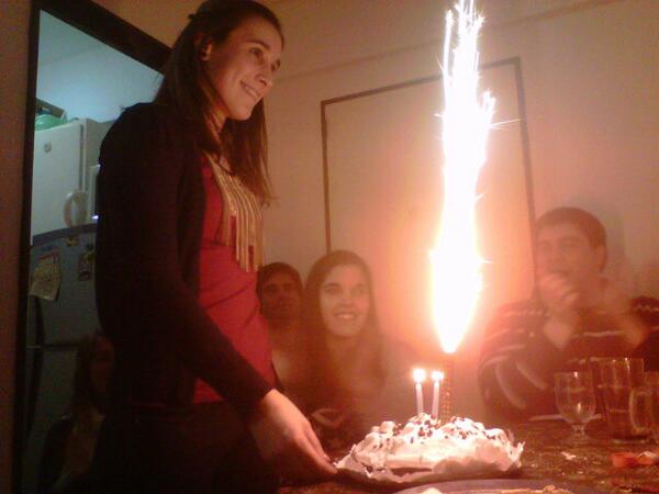 agusmigly's tweet photo. "@panad9: @agusmigly soplaaaaaa http://t.co/x0d4bYTwAB".que linda jajajja  =D