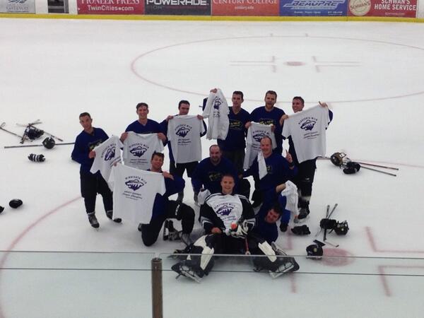 Hofblakester's tweet photo. Champs again #nicetshirts @Tblake52 @NDircks @hoffy441 @Chubbiez2106 @dircks22 @SeanLarson22 http://t.co/Vwg3WfAsNr