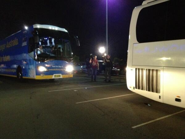 Rudd campaign bus broken down again...Abbott bus preparing to jump start #ausvotes