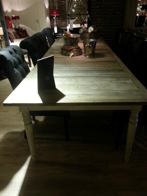 RofraHome's tweet photo. Unieke houten #eettafel bij ROFRA Home Utrecht van €1598 nu TEAB! Bel of mail en doe een bod: http://t.co/35Ki83M3cn http://t.co/3VGzjF8vXd