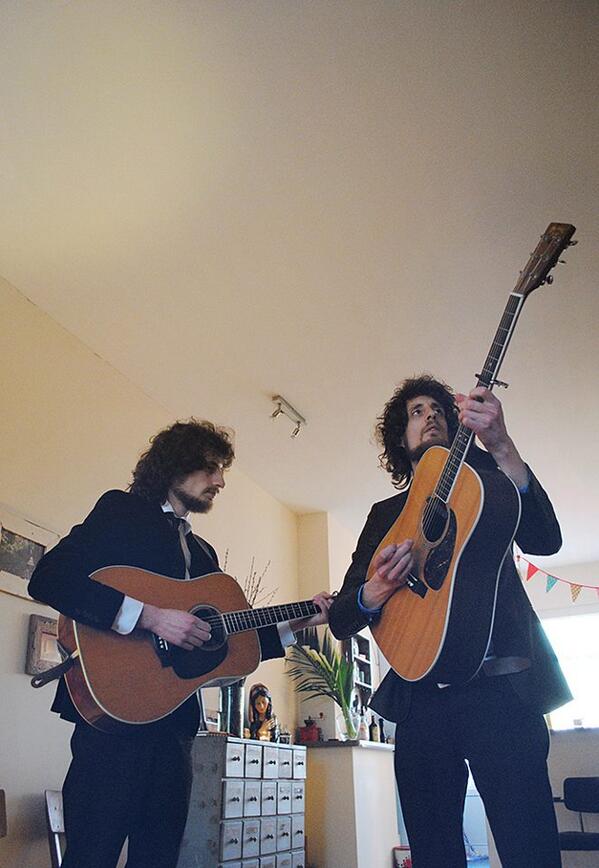 Helaas zijn de contractbesprekingen stukgelopen. <a href="/Tangarine/">tammyirkland</a> besloot huisband bij DWDD te worden in plaats van bij ons