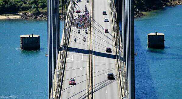 raulcasalini's tweet image. Los primeros que pasan sin pagar peaje... #PonteDeRande