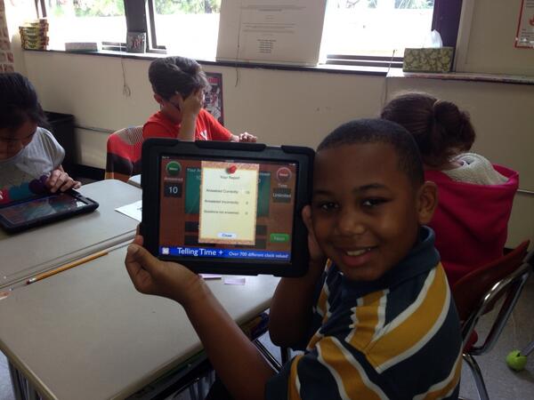 Stefanie_C_P's tweet image. Rounding rap made rounding a success! @STEM_ln @STEM_am #MCSSTEM