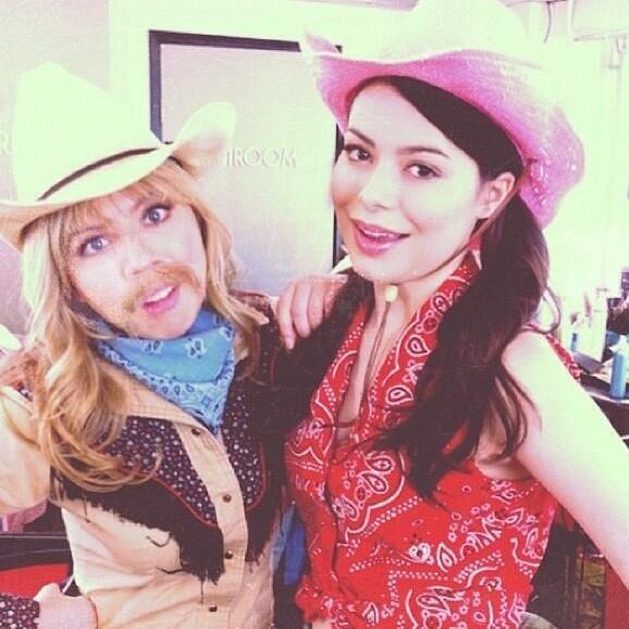 Carly Shay (@imacarlyshay) on Twitter photo 