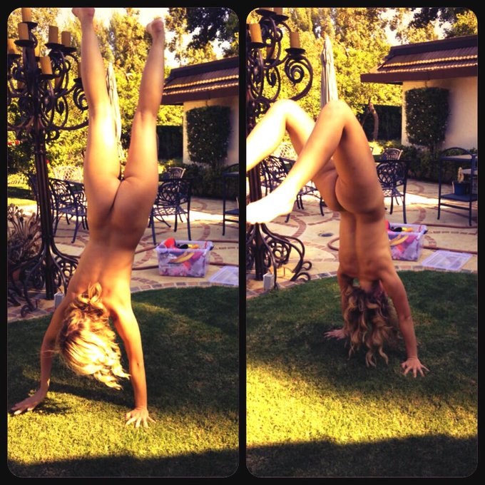 These were not apart of the shoot lol. Just Sadie showing off afterwards. Get well fast and be back to<a href="/tag/tittytuesday"class="tags"><span>#tittytuesday</span></a>