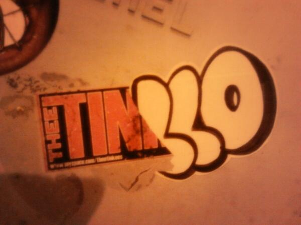 011martu's tweet photo. THEE TINLLO a finale. #punkrock #canavese @theeTINKEES @IlDeesonesto @daniele_prio http://t.co/FoytspHaUP