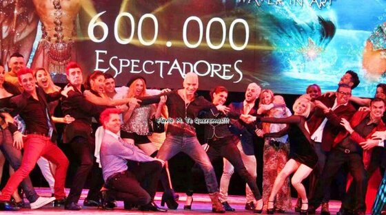 <a href="/FDMolinari/">Federico Molinari</a> <a href="/flaviomendoza/">Flavio Mendoza</a> esnuestro!Para uds <a href="/noeliapompa/">noelia pompa</a> <a href="/FacuMazzei/">Facundo.</a> #600000stravaganza "//je q peleador,es d TODOS!