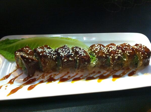 ForbiddePalace's tweet image. Fillet Mignon Roll
