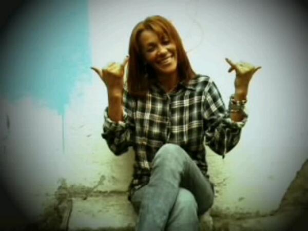 Drews_Costa's tweet photo. Mãe Tee Amoo sz http://t.co/Liku1NxahR