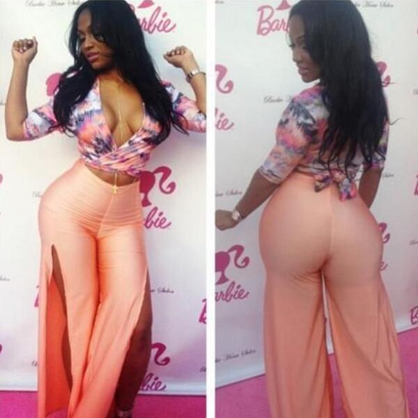 PostBadBitches's tweet photo. . @KyraChaos http://t.co/hq8tEQVbax