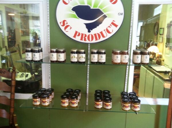 JamieSCMarket's tweet image. South Carolina Marketspace is Live at Rhoten's Country Store in Lexington. Lots of Certified SC products!