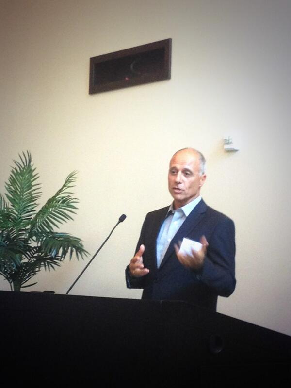 APA__live's tweet image. John Gomperts, President and CEO of @AmericasPromise addressing the group  #communitycollabs