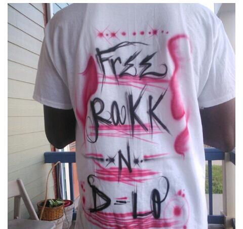 Homilyfekoop's tweet image. Free da Broz