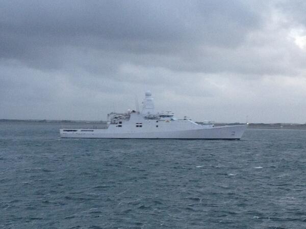 DoDirk's tweet image. Mooie schutkleur ZKH Zeeland #nederlandsmarinepatrouillevaartuig