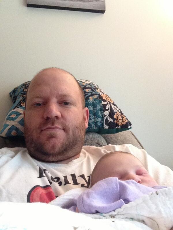 DanStith's tweet photo. First day home has been a success #babiesrock http://t.co/yJ4DDEZc1J