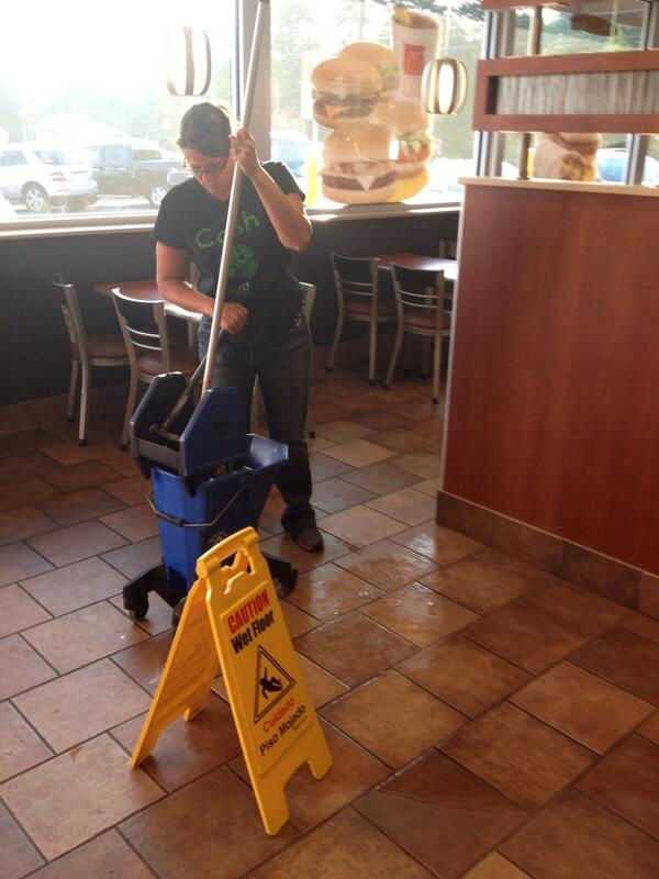 CashPTA's tweet photo. A teacher's job is never done.  Mrs. Walter handling cleanup detail!! http://t.co/LBsSK89zzL