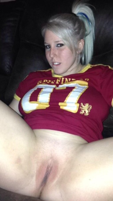 My pussy and I missed you tonight :) Sweet dreams! #gryffindor #hp http://t.co/kiaBGWM5Zw<a href="/tag/gryffindor"class="tags"><span>#gryffindor</span></a><a href="/tag/hp"class="tags"><span>#hp</span></a>