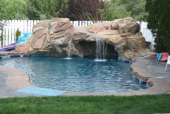 CDraperR's tweet image. Pool looking good completed 2013 by Corey Professional Yard Service