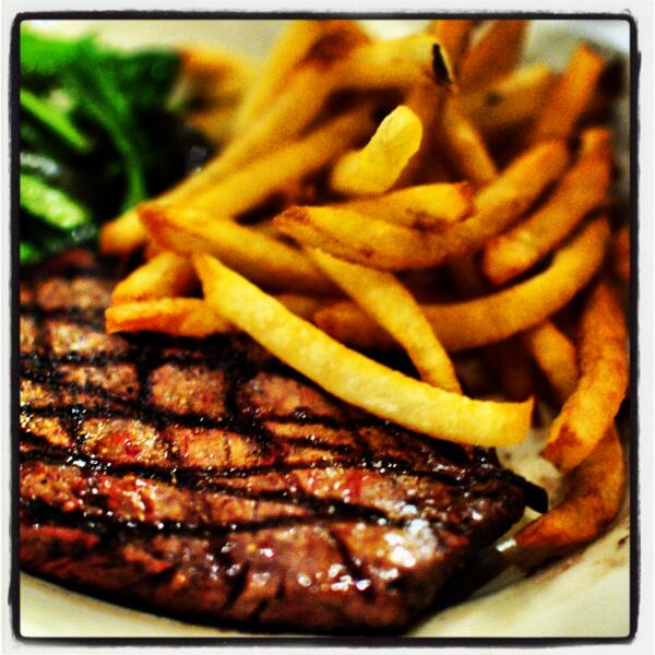 DeTroubadour's tweet photo. Vanavond geen zin om te koken? Het is weer Woensdag Steak Frites Dag € 11,00 http://t.co/yhKbgGbZw6