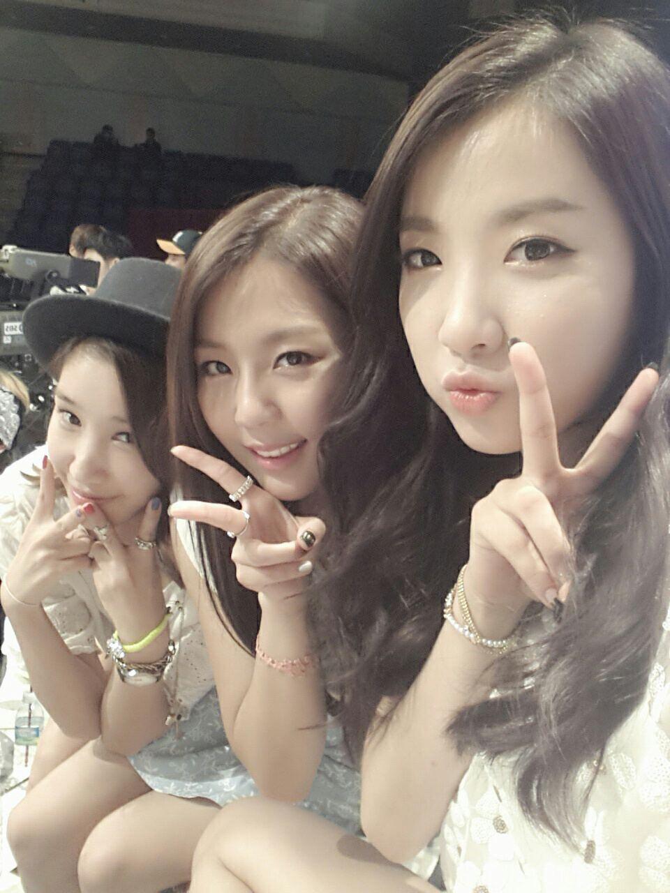 BT3mV2wIgAAt1Tv.jpg:large