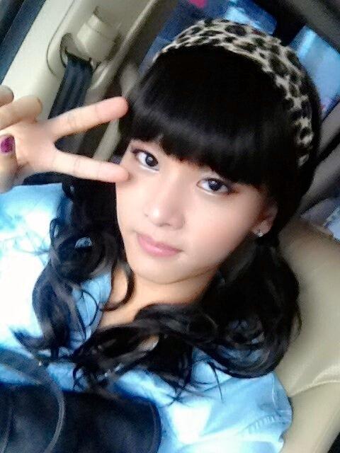 BT49kVYIIAAipUX.jpg:large