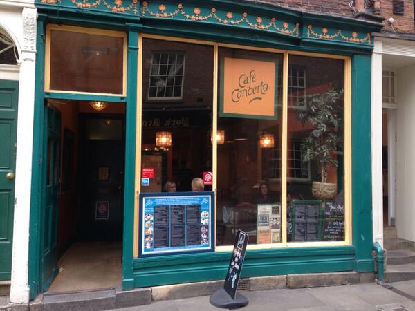 GrahamScambler's tweet image. Quick coffee before setting out for #medsoc13 #cafesociety