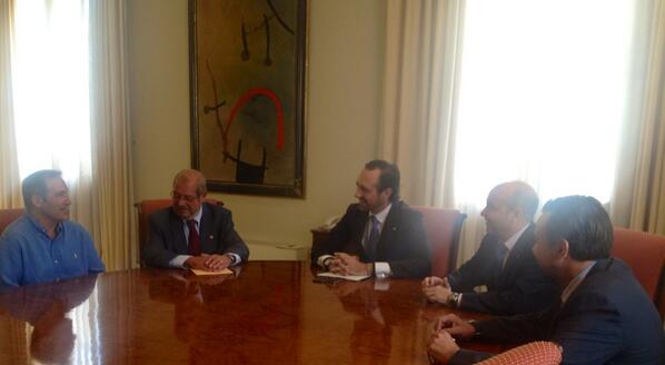 JRBauza's tweet photo. Es Col·legi d'Administradors de Finques de Balears ens explica es projecte des seu XVIII Congrés Nacional http://t.co/UHFgwUa4FT