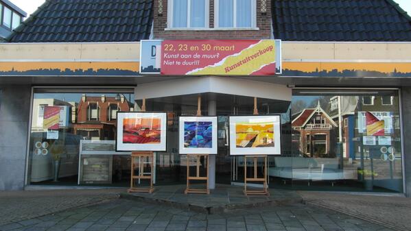 De komende twee zaterdagen grote Kunst (uit) verkoop op de stationsweg. v/h BK de Boer bedden.