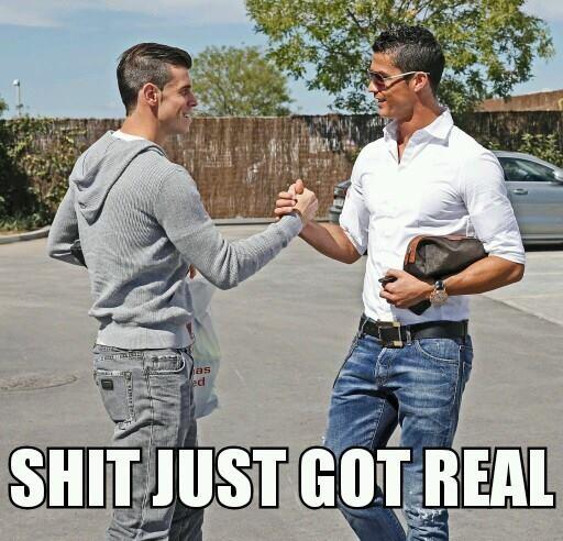 FootballFunnys's tweet photo. Shit just got real http://t.co/rjt7eTk7i3