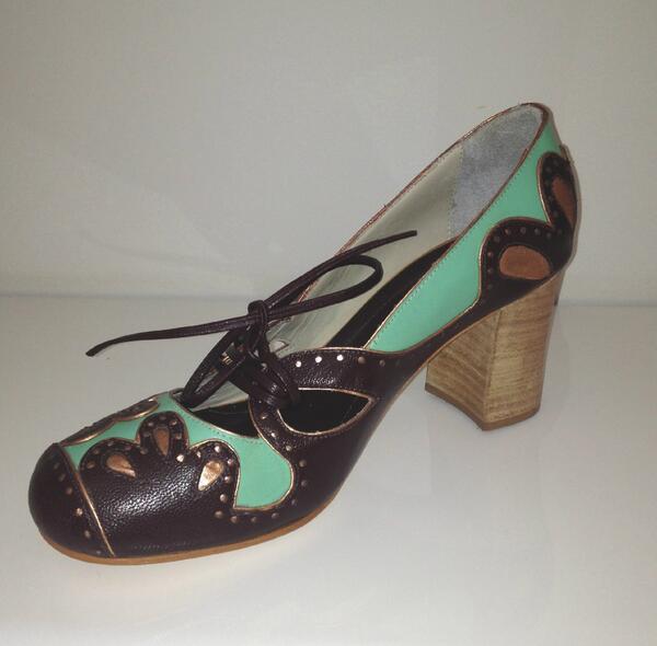 AnaFassoni's tweet photo. Modelo SALE - 30% OFF http://t.co/WiNpC4PC3c