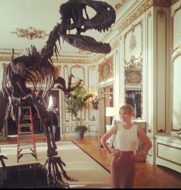 ThePippaBlack's tweet image. I was told I look very young next to my #castmate, what do you think?  #royalpains #seasonfinale #USA  #dinosaurs