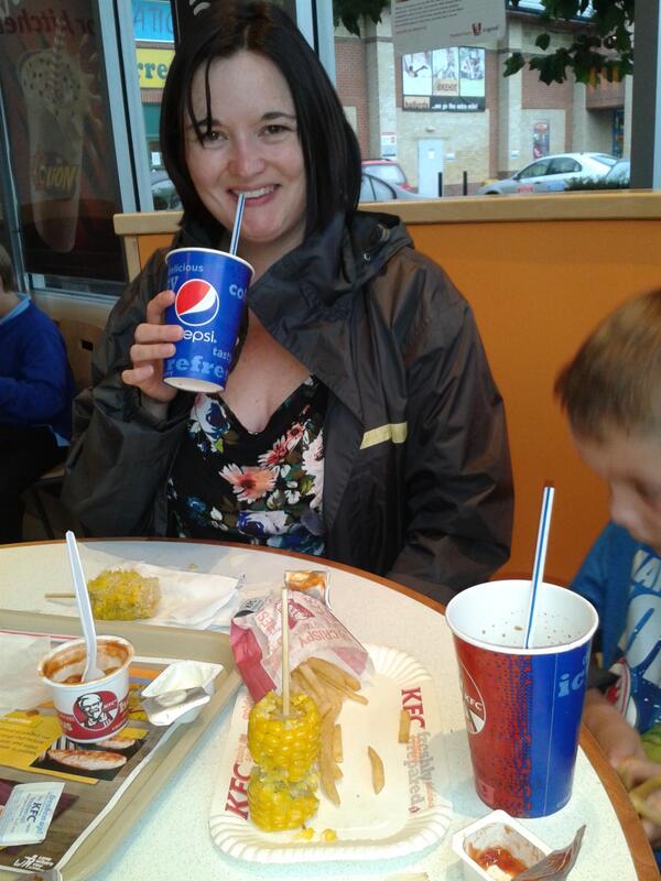 Posh nosh #gosportstyle #kfc with  <a href="/Rachaelking15/">Rachael King 💙</a>
