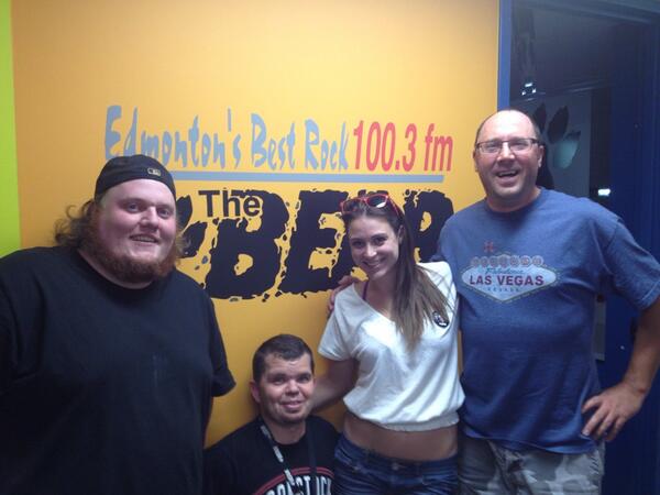1003TheBear's tweet photo. Retweet this picture for a chance to win #Oilers tickets. @LochlinCross @TheDieselBarris @taryn_maria @jpwhite197 http://t.co/eTU81iaLsp