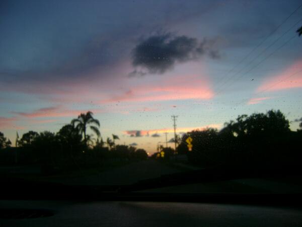 RockThatJewelry's tweet photo. Just love the morning sunrises.... http://t.co/94XoLfRqpD