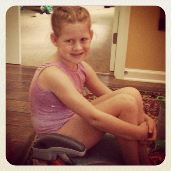 thirdboob's tweet image. Little Miss off to gymnastics. #mysuperstar #spreadhealth @MinuteClinic #nellie #Charlotte