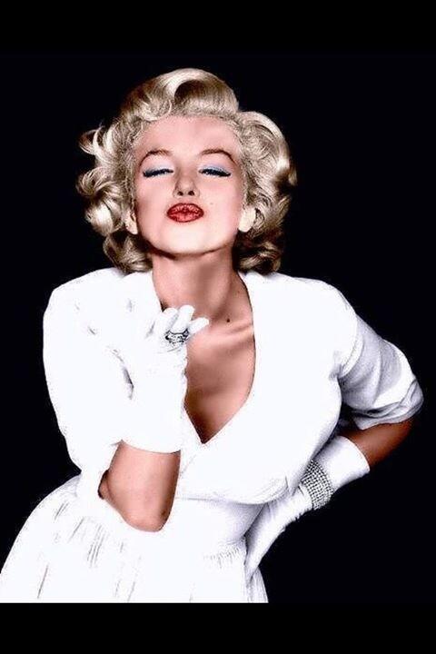 SalesContractor's tweet image. Go for it - try our service the next 10 referrals for strategic tax get our track day at Silverstone as a thank you