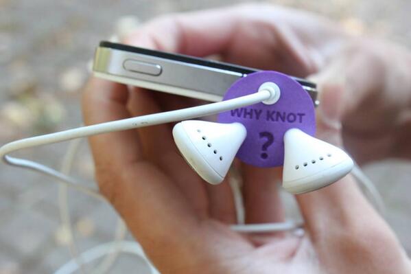 InovCro's tweet photo. A great Croatian invention by #whyknot? to avoid tangled headphones! http://t.co/9DKuDci1D9 http://t.co/ZemrmTsx1Y