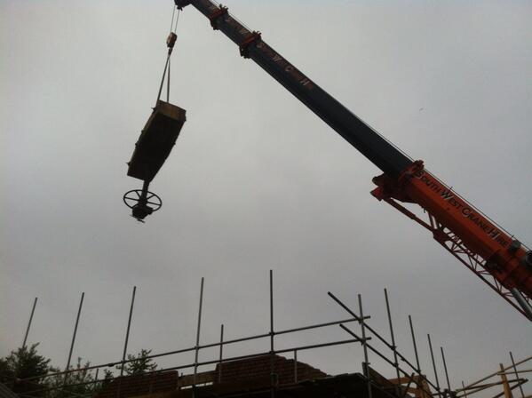 The sun has set on a big day constructing an even bigger press in the new poundhouse. Full story to follow!