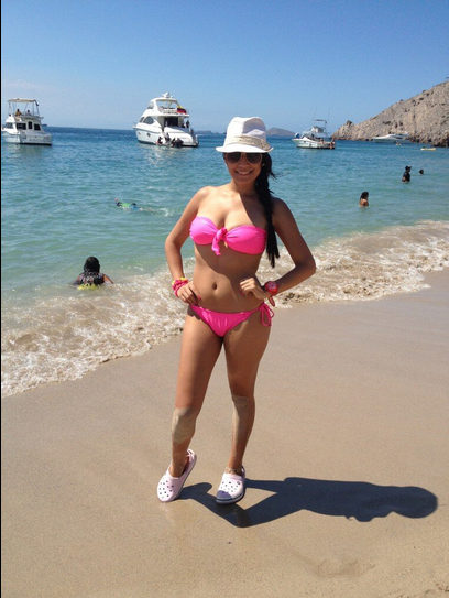 rebecalorenss's tweet photo. Feliz tarde  todos :-* #Playita http://t.co/wvvw5QAPU5