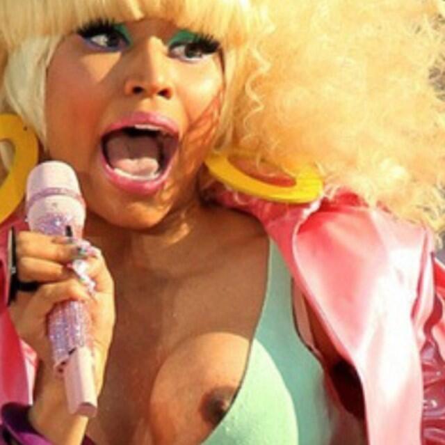 Nicki Minaj Tits 21