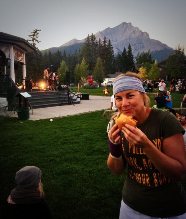 ppinthepark's tweet photo. Enjoying one of my pulled pork sandwiches in the park at harvest fest Thanks #thebanfffarmersmarket for a great year http://t.co/mdUY9xjrMX