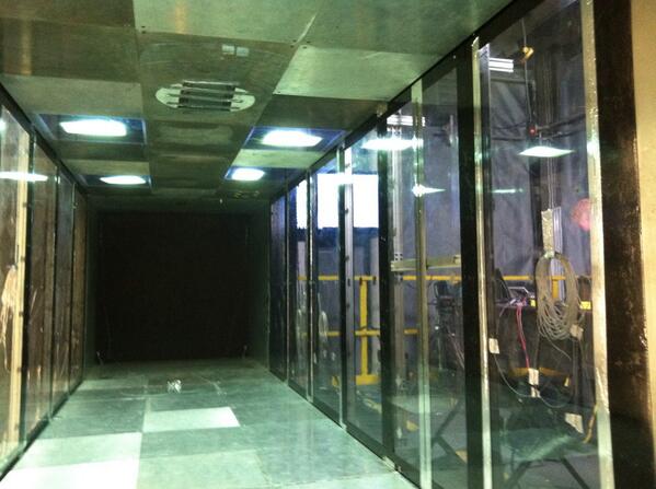 JimCantore's tweet photo. In the VA Tech Wind tunnel this morning to try and take on winds up to 160mph and not pass out. #powerofthewind http://t.co/SlQh67sX1H