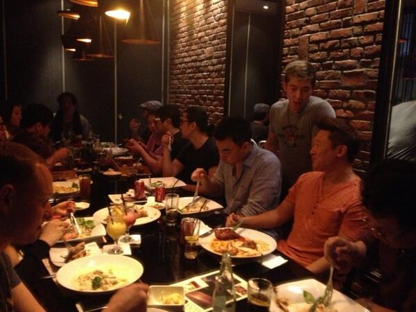 ALLFOR1Jakarta's tweet photo. Last dinner with @3rdWaveMusic @jlgoose and @Brianjoomuzik http://t.co/EgdGRPM6X2