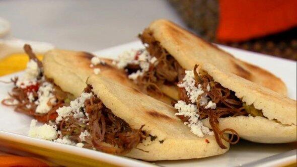 comaalgusto's tweet photo. DELICIOSAS AREPAS RELLENAS!
DISFRUTA TU DESAYUNO PREFERIDO EN COMA AL GUSTO! http://t.co/JO1OYWONWX