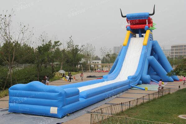 inflatablews's tweet image. So fine day,most fun thing is to play new big inflatable dargon slide  )