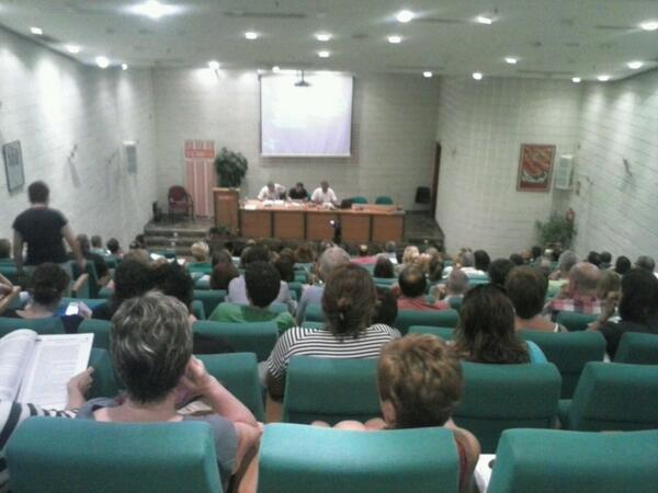 CCOOFeagraRM's tweet photo. A la Jornada de Formacion Sindical @ccoofeagra en #Alicante asisten tb delegados-as de Cataluña, Andalucia y Murcia http://t.co/n9wcuK2VHe