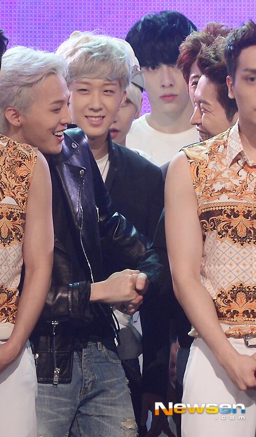 BT9XsxACAAEzzj6.jpg:large