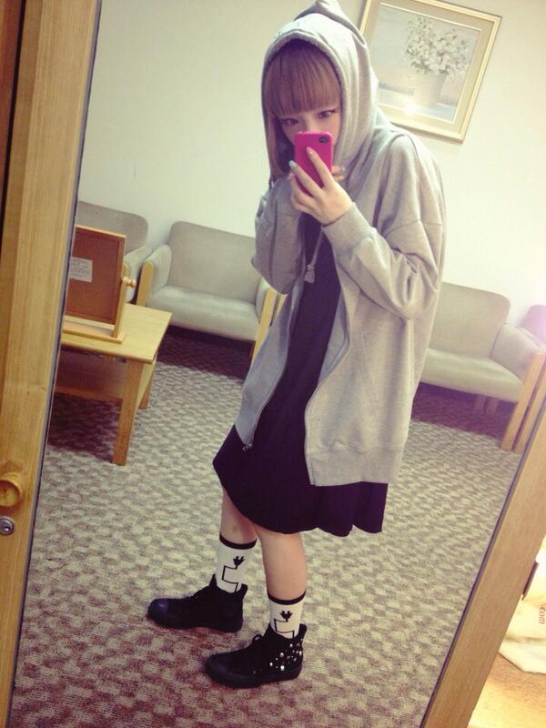 きゃりーぱみゅぱみゅ 今日の靴下kawaii Http T Co 6q48b1blxn